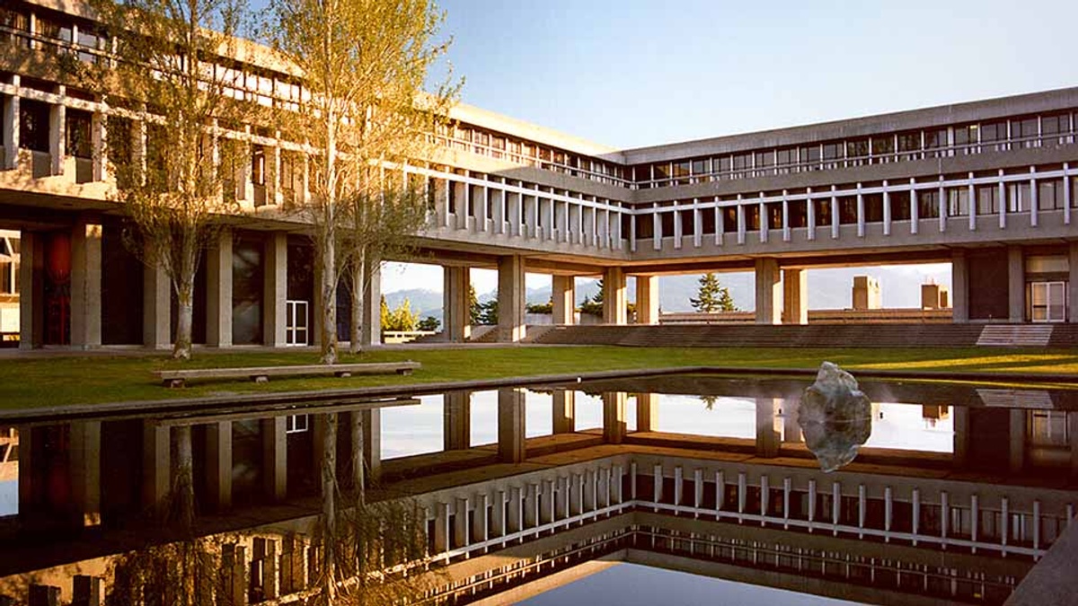 University of Simon Fraser (Fraser International College)