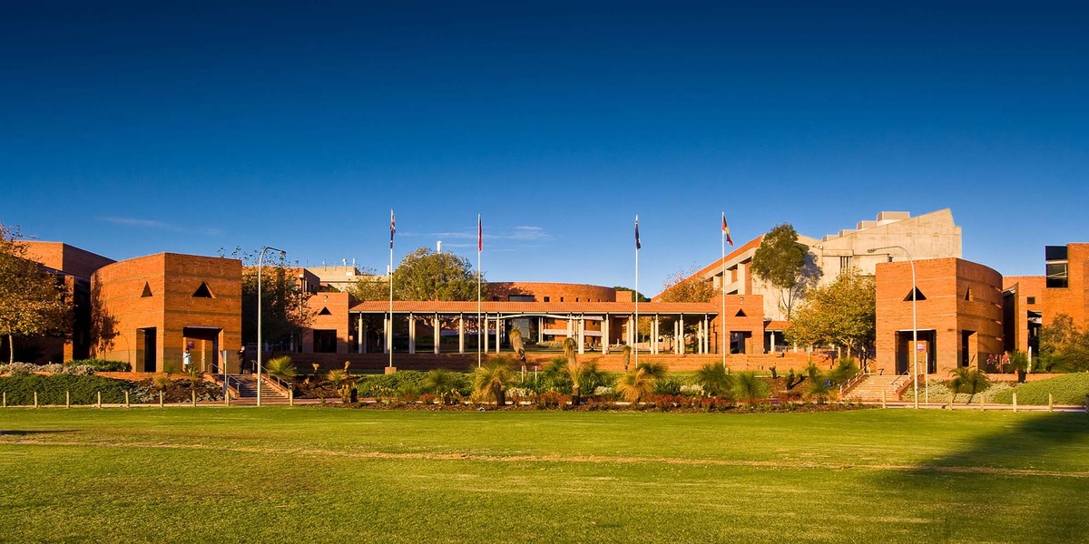 Curtin College
