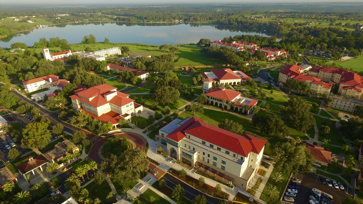 Saint Leo University