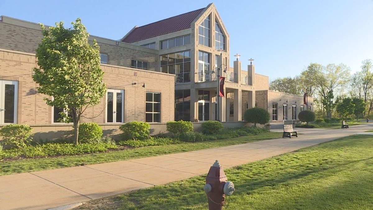 Holy Cross College at Notre Dame - Gallery