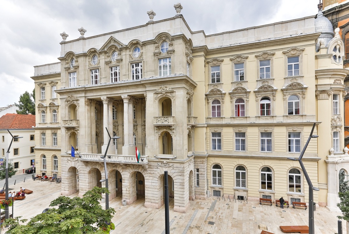 Eotvos Lorand University - Gallery