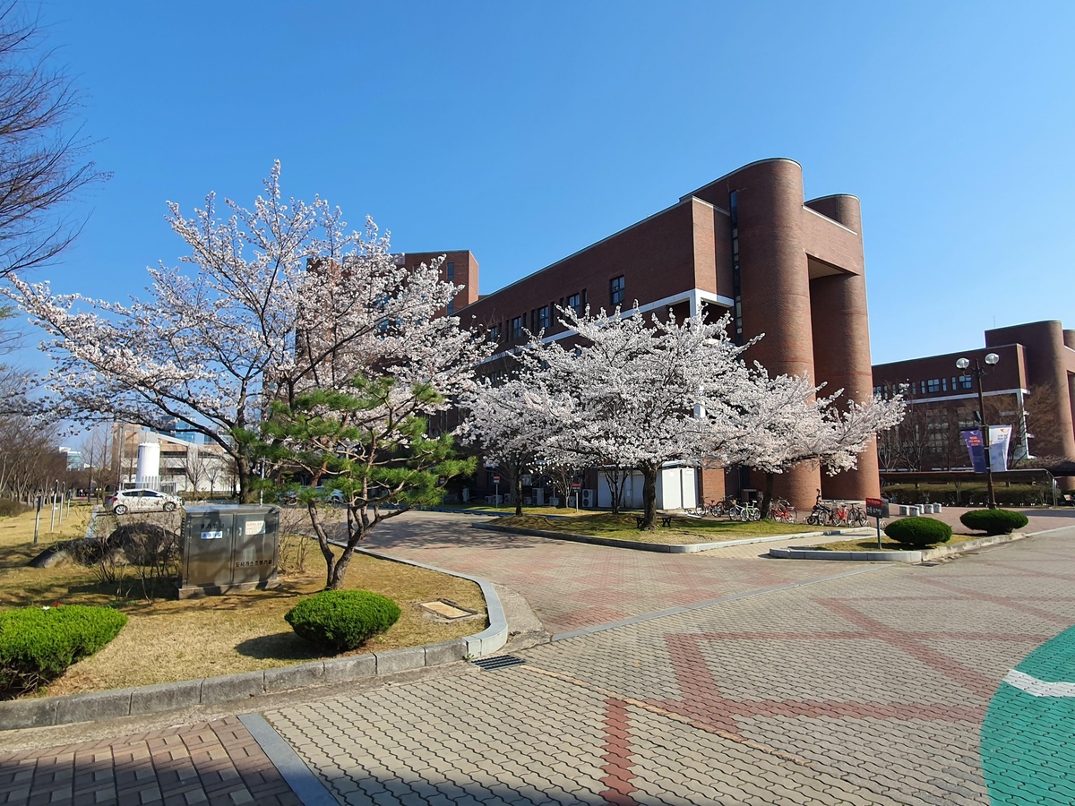 GIST | Gwangju Institute of Science and Technology — photo 13