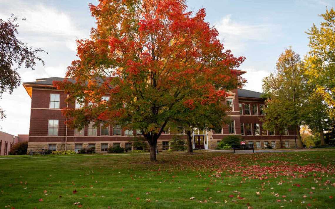 University of Wisconsin - River Falls - Gallery