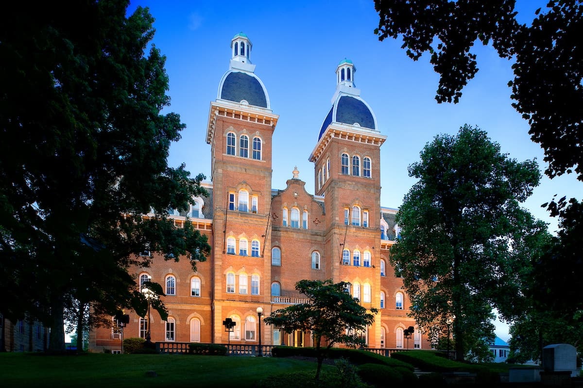 Washington & Jefferson College - Gallery