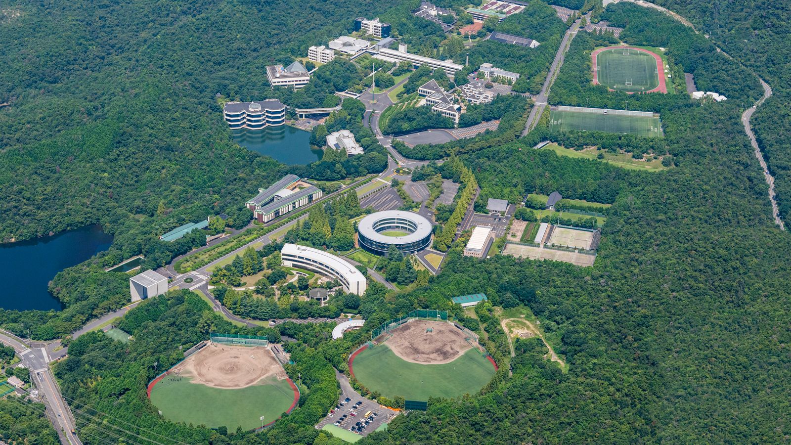 Nagoya University of Commerce & Business — photo 2