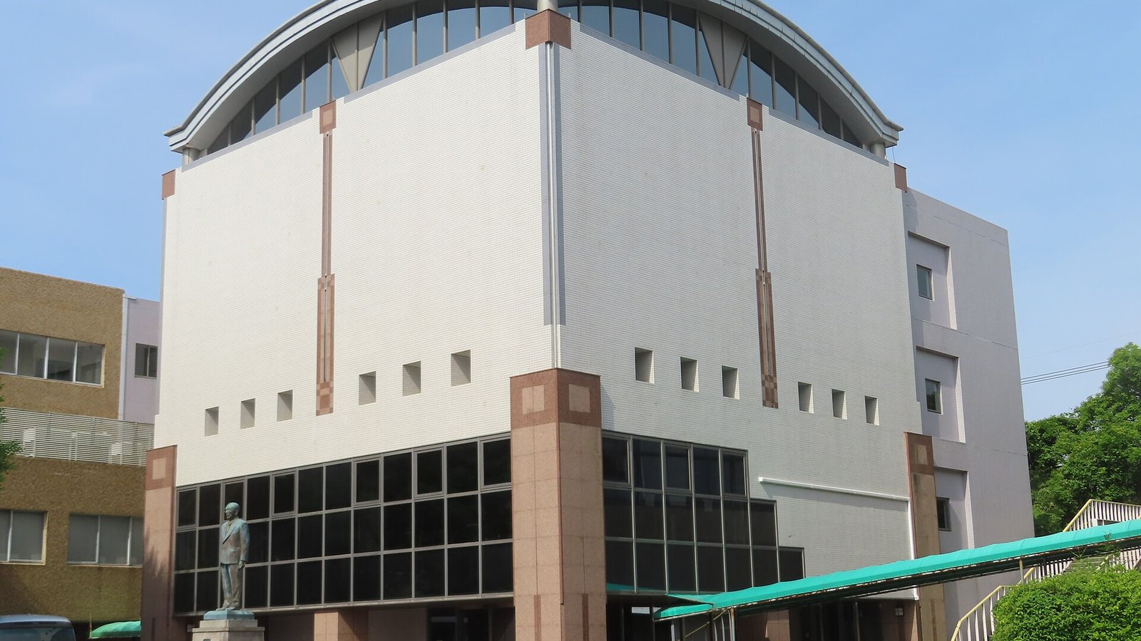 Miyazaki International University — photo 1